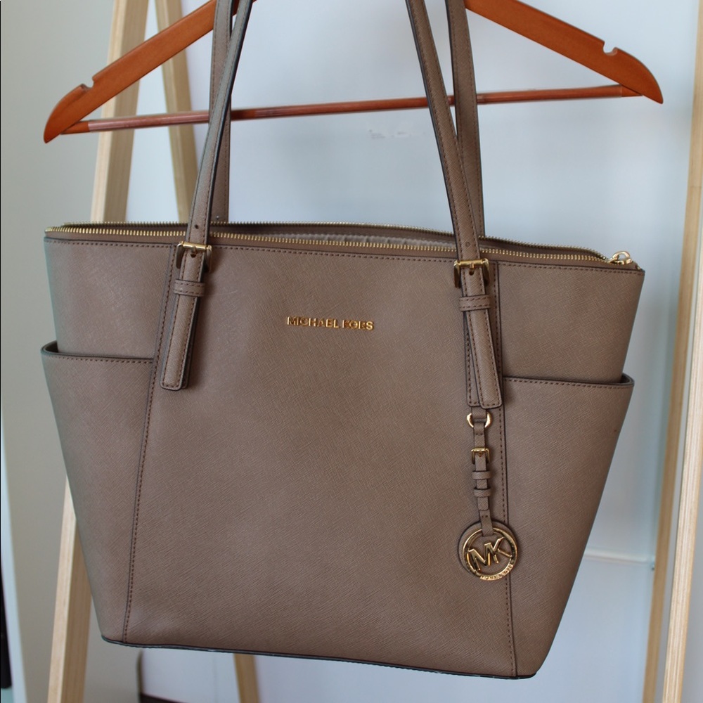 Michael Kors Purse - Picture 2 of 2